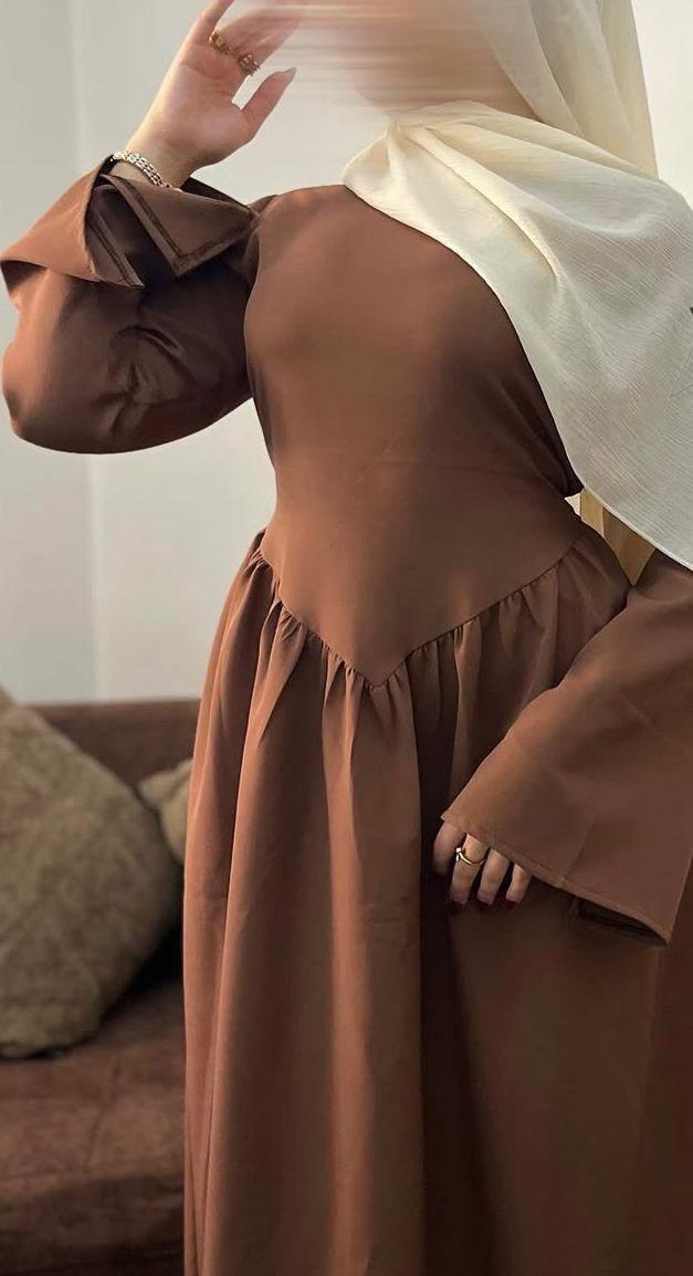 Robe Amira
